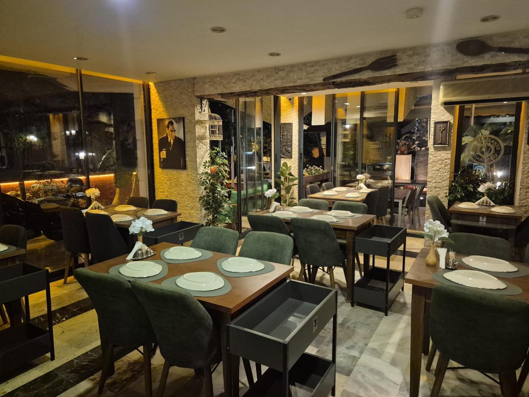Beyaz Melek Apart Hotel Antalya Exterior photo